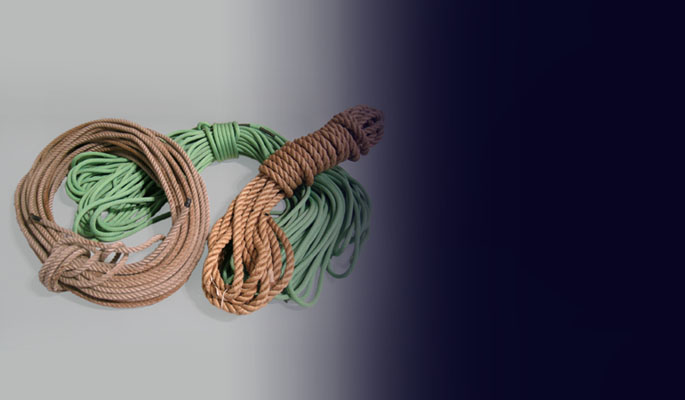 Cordes, collection priv&eacute;e, MEC, et mus&eacute;e de Vancouver, H984.70.12.