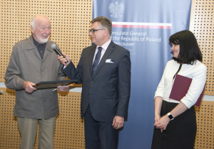 Bogue Babicki receiving Honorary Membership to the Architectural Institute of British Columbia in 2015 at age 91. Photo: Belweder North Shore Polish Association